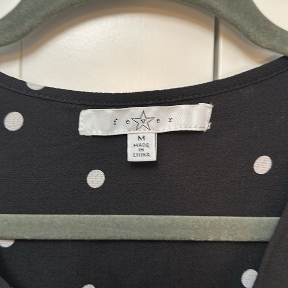 Polka Dot Bell Sleeved ChiffonTop V Neck Black & White Slit Sz MED NWOT - Picture 3 of 5